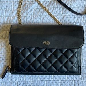 LAST CHANCE! Vince Camuto Black & Gold Leather Crossbody Clutch Purse - EUC